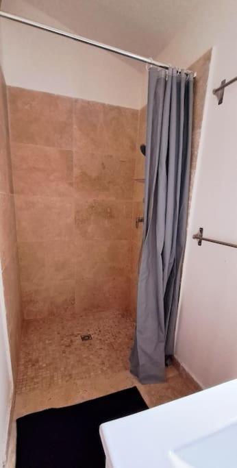 Nouveaute Studio Sur Les Hauteurs. Robion en Luberon Bagian luar foto