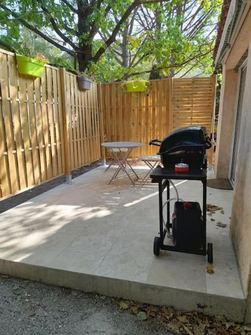 Nouveaute Studio Sur Les Hauteurs. Robion en Luberon Bagian luar foto
